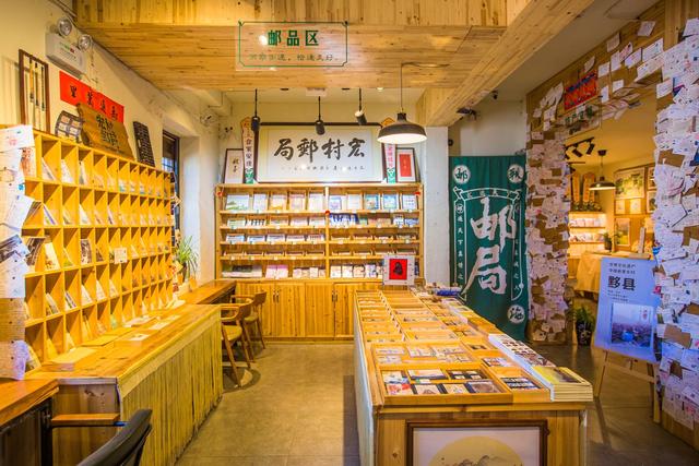 皖南宏村秋意浓，月沼风荷，南湖书声，时光在此温柔地停顿