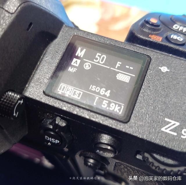 尼康Z8/Z9实测 Nextorage CFBNX-B2SE存储卡 899元你觉得贵吗？