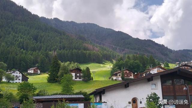 闯进绝美如画“上帝后花园”，却因太激动，在童话小镇闹出乌龙…