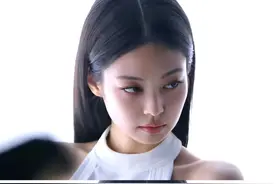 Jennie 大写的高级！难怪这姐能火这么久..... ​​​图片