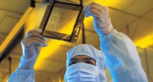 亚洲3国全球顶尖技术：韩国半导体，日本精密机床，中国有什么？