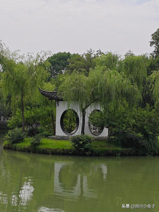 从一件雨披，看中国雨具的变迁