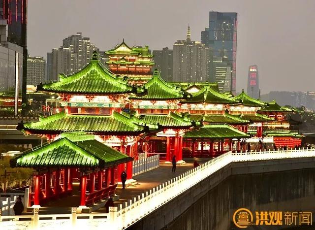 滕王阁“破墙融城”记