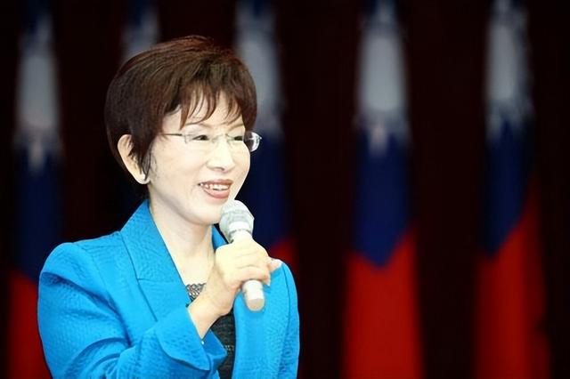 郑丽文再表态，做什么都愿意，请求访问大陆，打朱立伦措手不及