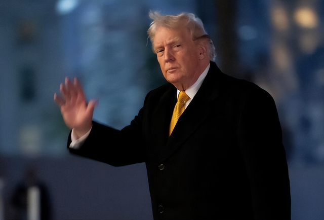 美总统即将换人？短短48小时，特朗普话音未落，又收到三个坏消息