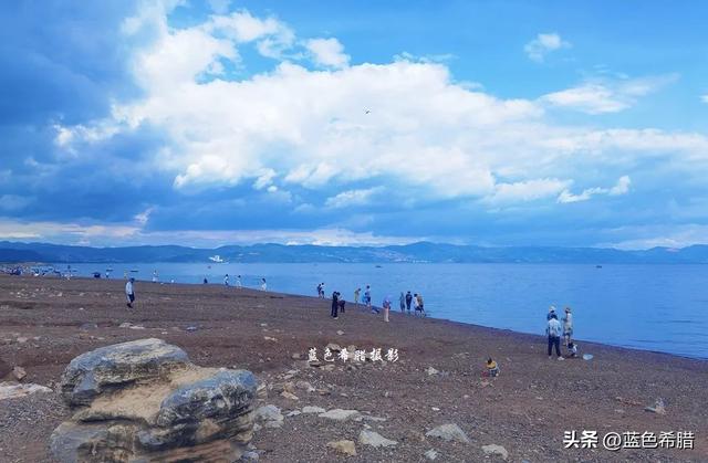 这个夏天，邂逅最美的蓝调