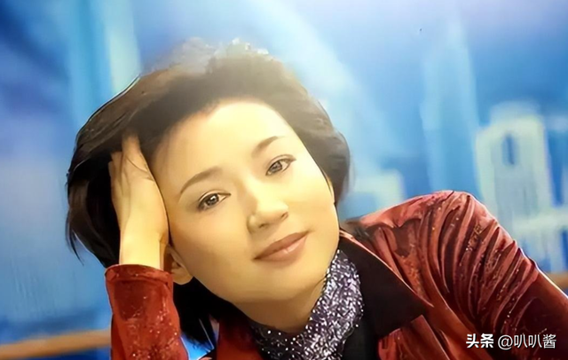 “余生好好走”，57岁央视主持王小丫，曾在病床上的留言引人泪目