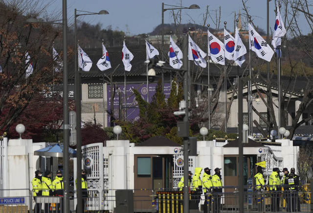 朝鲜核潜艇正式亮相！8700吨巨兽，半岛安全格局正在彻底改写？