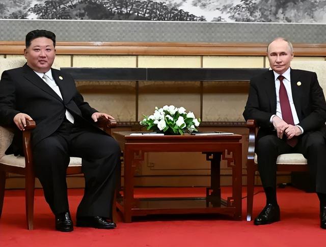 93阅兵中国装备水平如何，普京只用了一句话，交待了此行所有感受