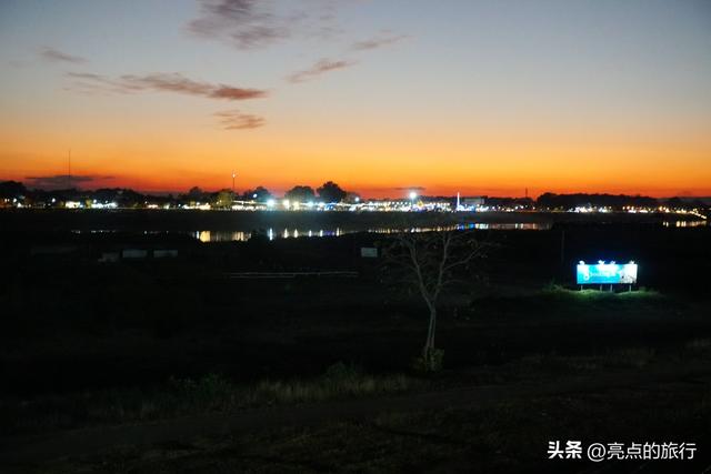 搭乘高铁去老挝，老挝旅行日记：万象（玉佛寺、昭阿努翁公园）