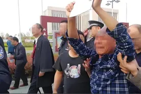 5名青年蒙冤入狱21年，讨回清白后拒绝赔偿，希望办案人员被法办图片