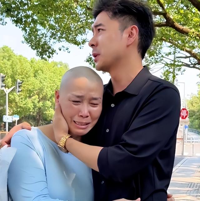 河南穷小伙娶大 10 岁上海富婆，富婆患癌后剃了光头，他却不离不弃