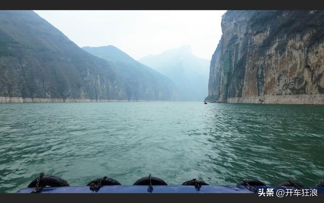 公交船游三峡，最有烟火气的游玩攻略