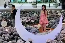 胸外科副主任医师肖某出轨多人，照片大量流出，知情人爆更多内幕图片