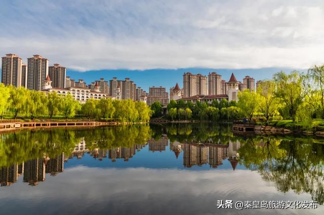 今年暑期，秦皇岛文旅热度攀升，持续“霸榜”！一起回顾秦皇岛夏日记忆~