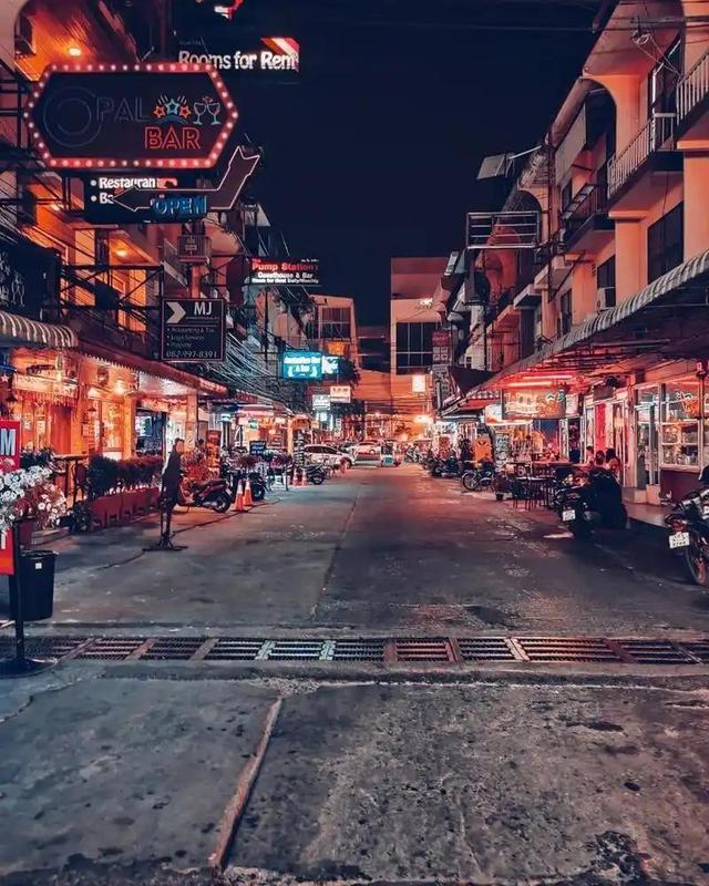 中国游客新宠！曼谷百年香料仓库藏玄机，比网红打卡点更有料