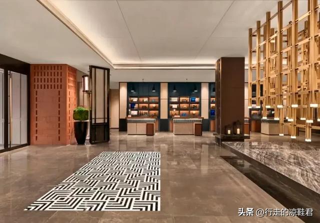 真正懂中国市场的，不是W，是福朋喜来登