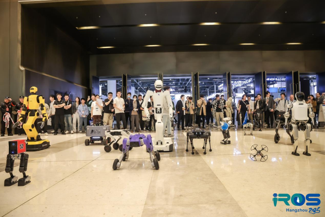 从学术舞台到行业展示｜联想晨星机器人亮相IROS 2025