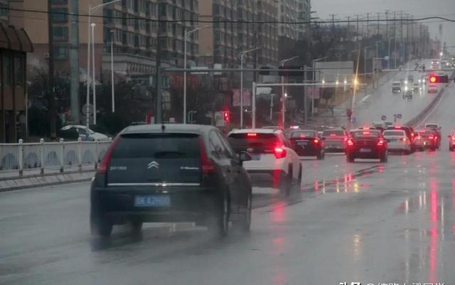 千万别再乱投诉催收了，很多人就是这样把自己送进死局的