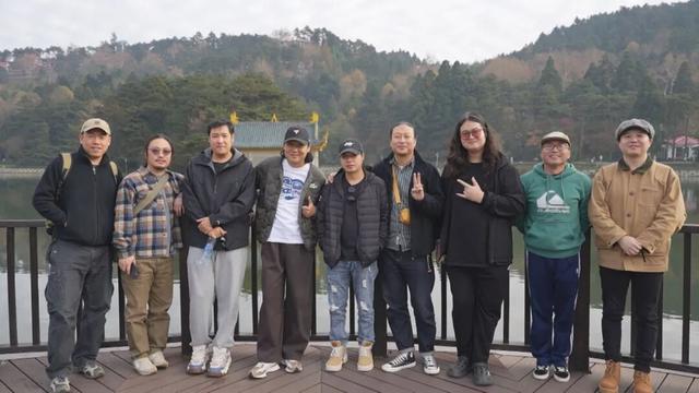 第二届庐山音乐节“邂逅”庐山赏枫季：乐队游客歌迷喜重重