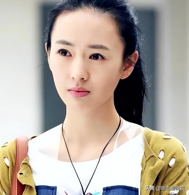 分开22年，一别两宽，童谣只字不提张默，如今才知道她赢在哪里