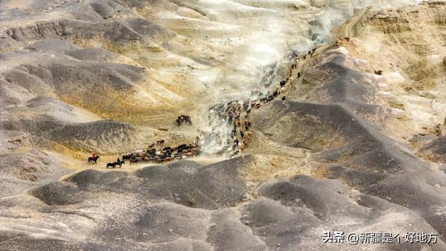 克拉玛依5处小众赏秋地，别只说它「油」了！