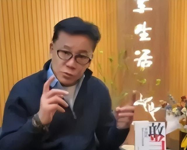 演都不演了？李国庆给李亚鹏捐款不到24小时	，恶心的一幕出现了