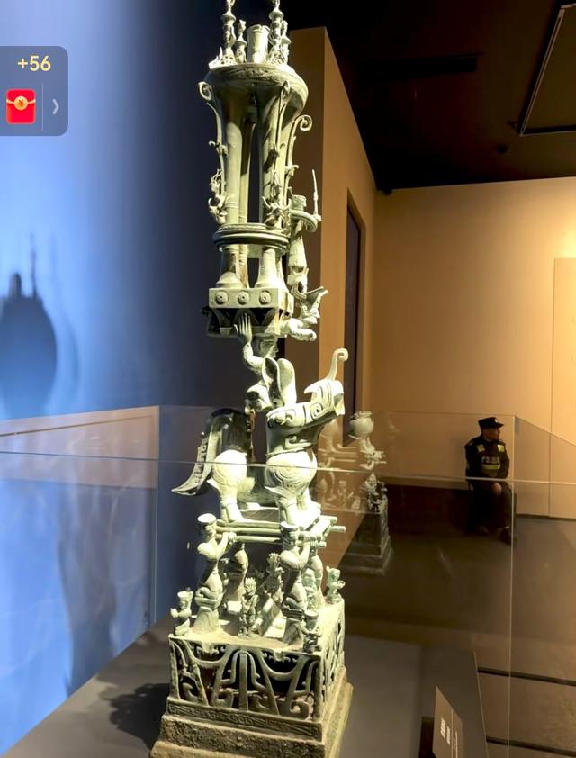 古 蜀 王 国 探 秘——走 进 三 星 堆（一）