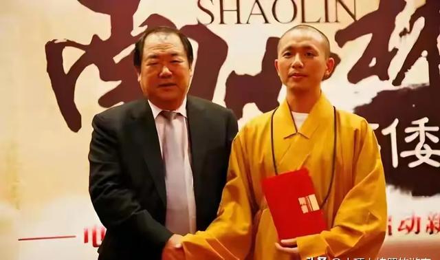 释永信碎三观!刚查了南少林寺方丈,不查不知道,让人惊叹