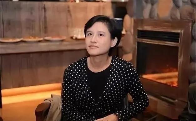 “台湾永远不会是中国的一份子”，她话音刚落，就被一明星扇巴掌