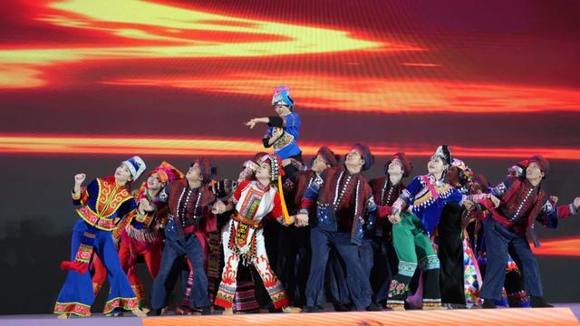 “文化中国行”红河专场燃爆云南文博会 多彩非遗与文旅魅力惊艳全场