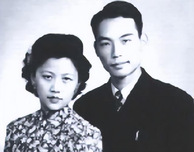 中共为什么不惜以大泄密为代价，来换取制止蒋介石向延安的进攻？