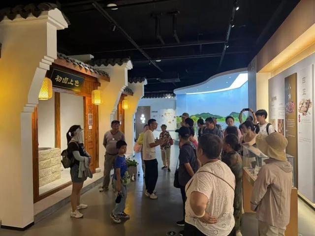 新增两个上车点！长途南站“寻味之旅”受欢迎