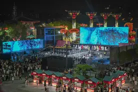 青春力量 多彩绽放图片