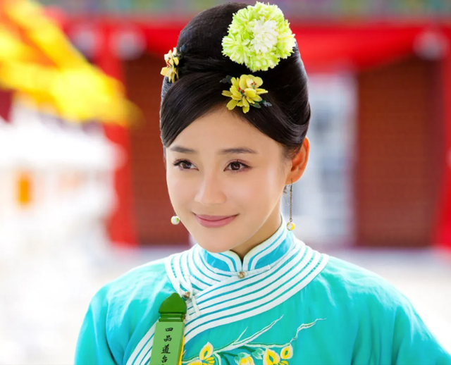 清朝穷书生娶地主女儿，被地主用丫鬟调包，多年后丫鬟成一品夫人