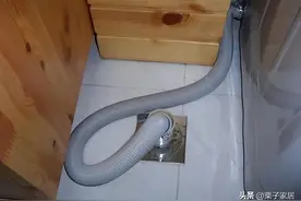 如果你家的洗衣机排水管，也是直接插进地漏里，那请赶紧拔出来图片