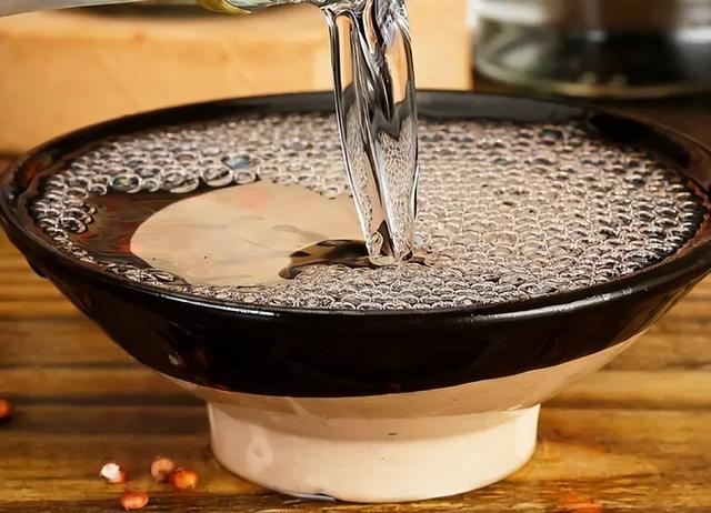 糖尿病能喝白酒吗？医生苦心直言：若不忌口，可能有这些后果