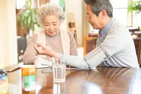 美国人口不到3.5亿，俄不到1.5亿，为何中国14亿人口还在焦虑？图片