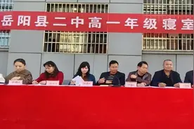有“被”而来，“叠”出风采！岳阳县二中高一年级组织开展寝室文明评比活动图片