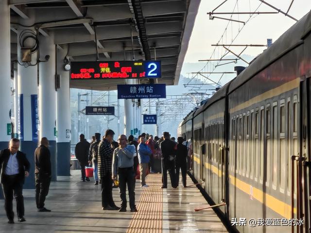 初冬时节，从北方来到了河源