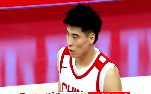 中国男篮77-49大胜委内瑞拉，比赛爆出三个不可思议，四个事实