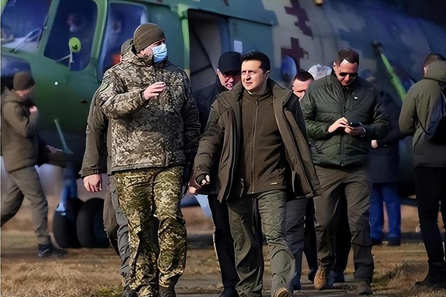 俄军晒年度战绩，一年拿下乌克兰300处地盘，乌军接死令年前决战