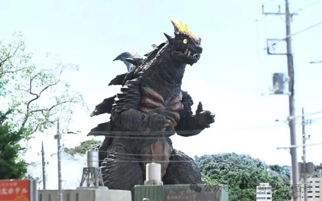 奥美迦奥特曼(Omega) 怪兽宇宙人介绍——熔铁怪兽 迪玛迦!