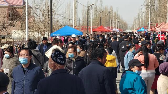 库尔勒乡村巴扎 邀八方来客共赴冬日烟火之约