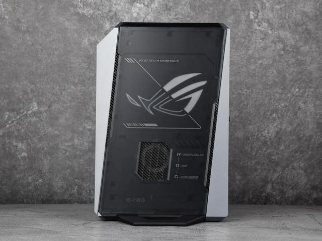 把X3D处理器塞进迷你主机是种什么体验？ROG魔霸9 MINI评测