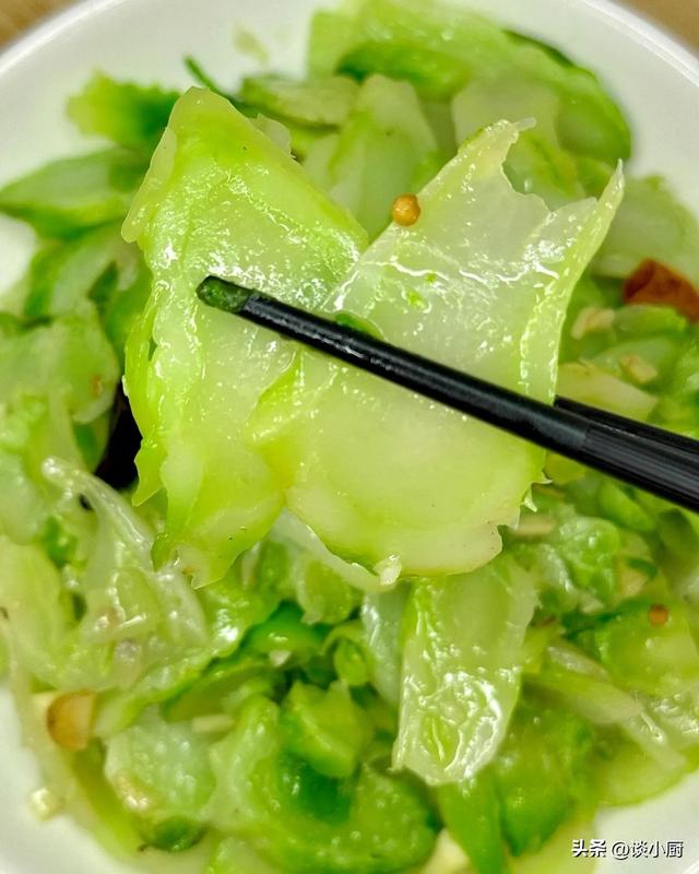 原来它是“推粪大王	”！隔两天吃一次	，排便顺畅，全身都轻松