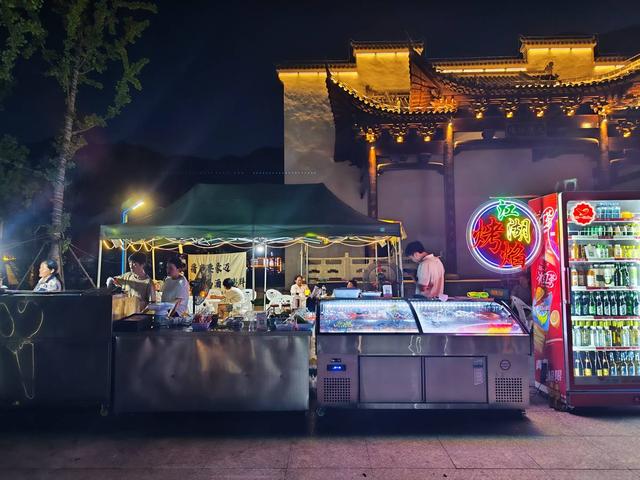 从景区到夜市：新火村为牯牛降夏日游添“新火”