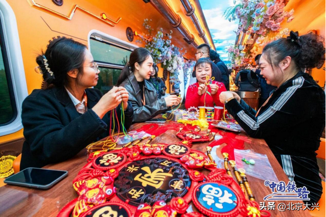 坐着火车玩转京津冀，周末放松新选择！