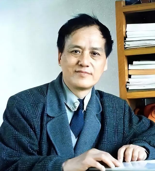 美俄都没攻克的难题，被中国一老头突破，奖励1000万他全捐了