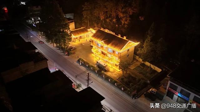 路美业兴！G318利川段70公里“美丽公路”焕新颜